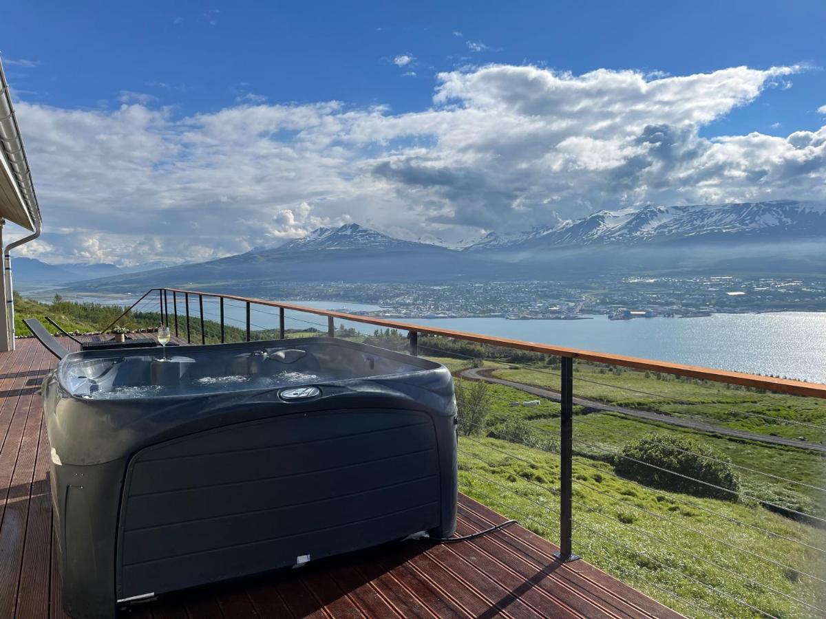 Akureyri - Cabin With An Amazing View 外观 照片