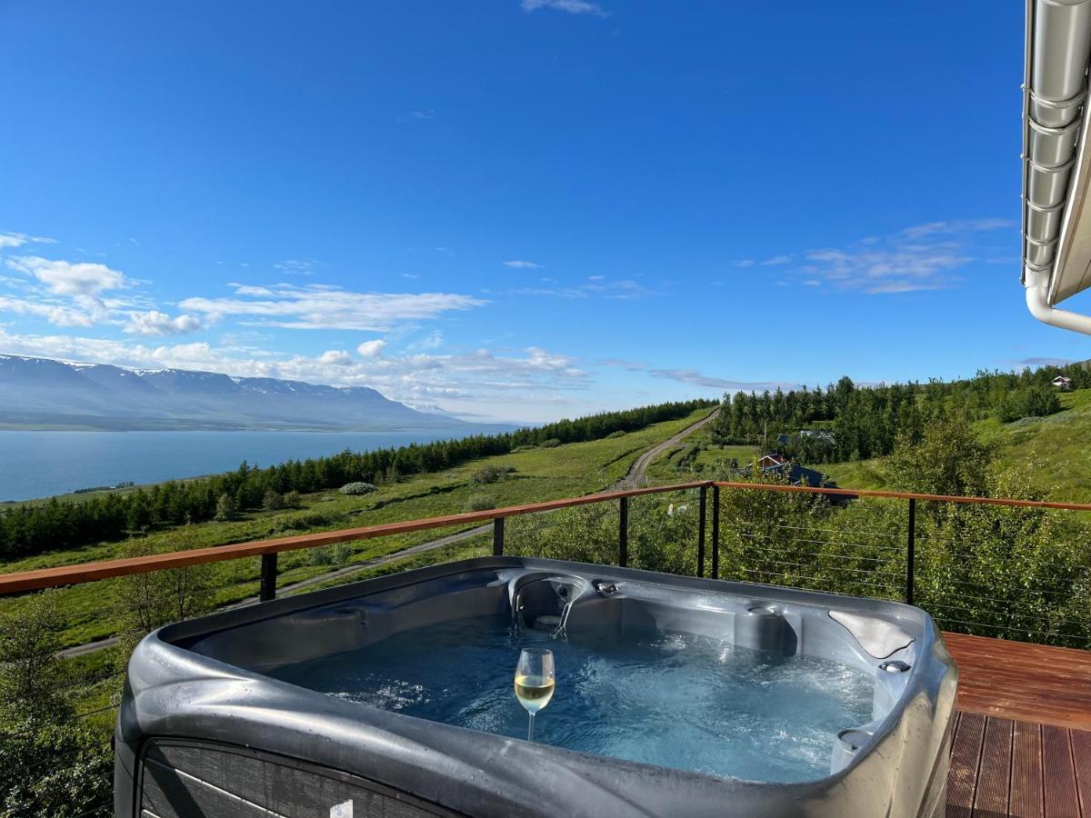 Akureyri - Cabin With An Amazing View 外观 照片